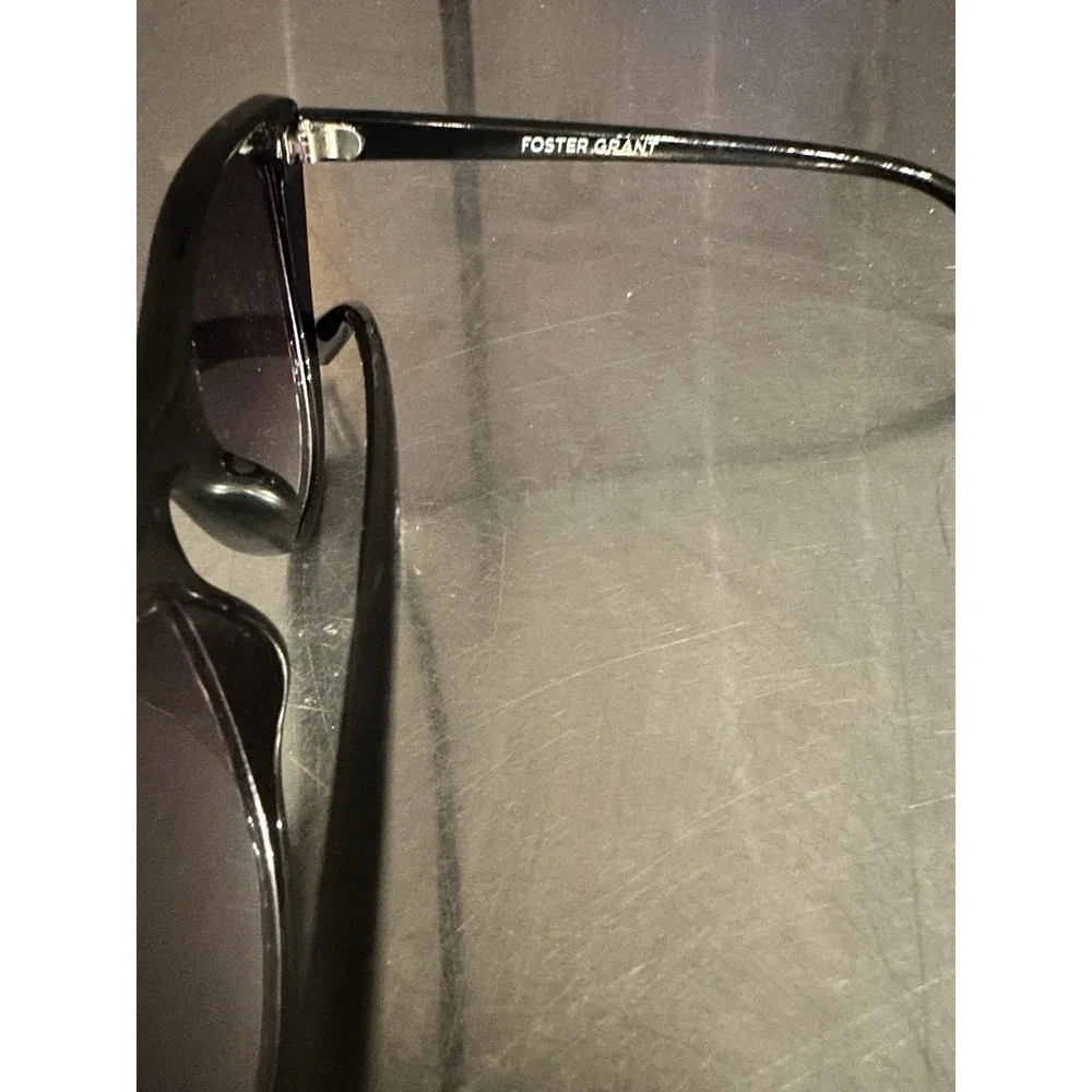 SURGE FOSTER GRANT POLARIZED 100% UVA/UVB‎ PROTECTION Fashion Women Outdoor